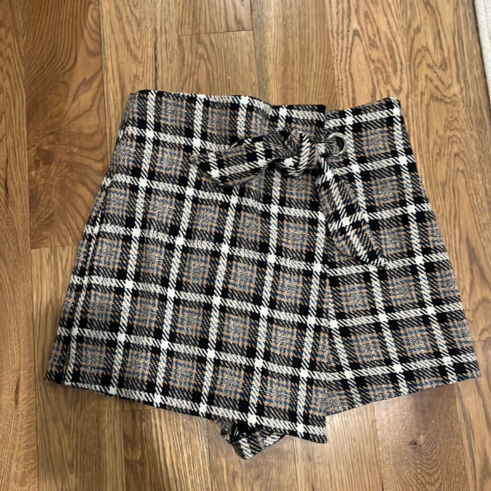 Tweed wrap skort